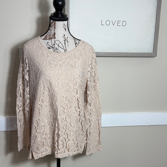 Chic Lace Blouse - Beige with Gold Accent in Lace - Picture 2 of 6
